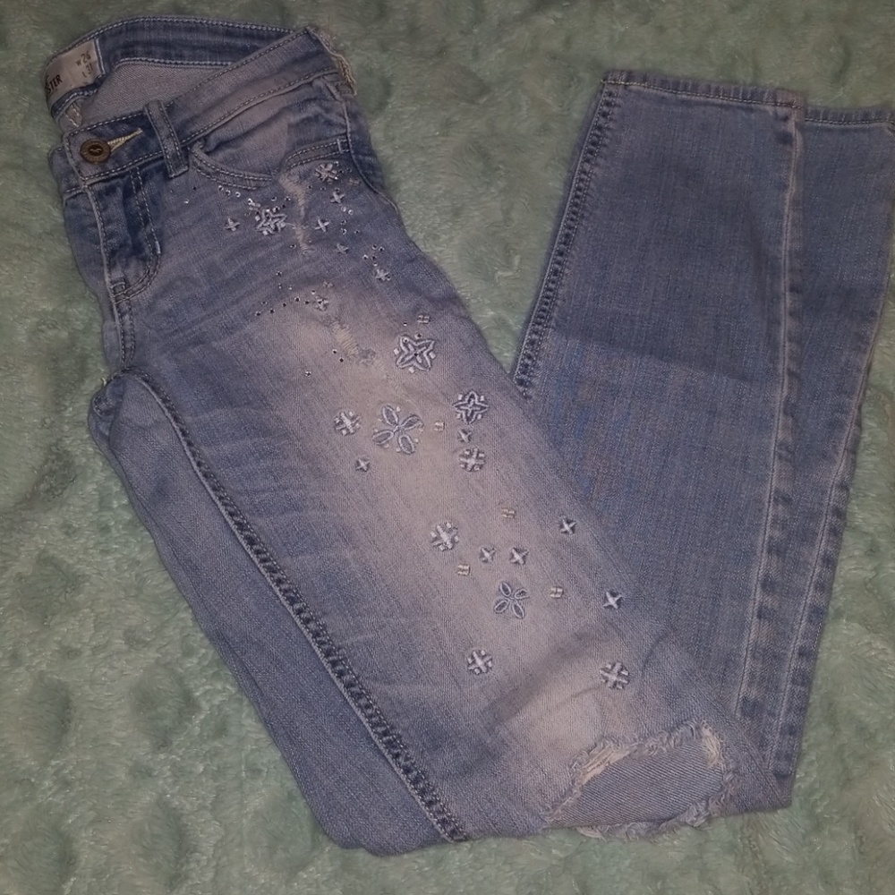 Hollister Embellished Distressed Skinny Jeans
